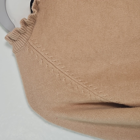 BTFBM Camel Ruffle Button Sweater S - Picture 9 of 12
